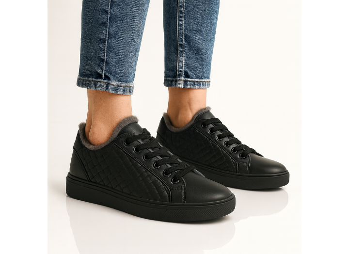 Жіночі зимові кросівки з вовною шкіряні Kindzer LUX 5204 чорні