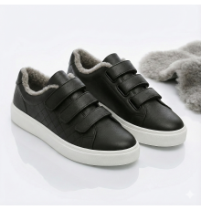 Жіночі зимові кросівки з вовною шкіряні на липучках Kindzer LUX 5208 чорні